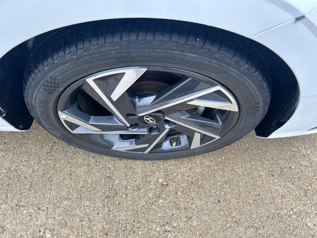 2024 Hyundai Elantra - $20,544