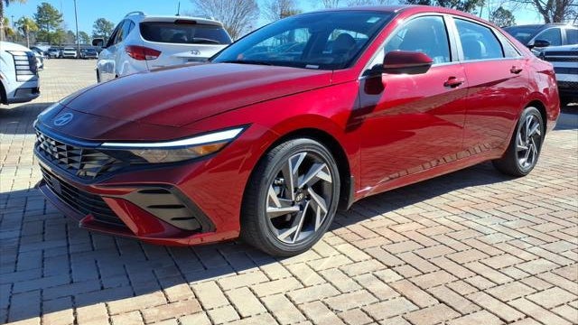 2025 Hyundai ELANTRA Limited