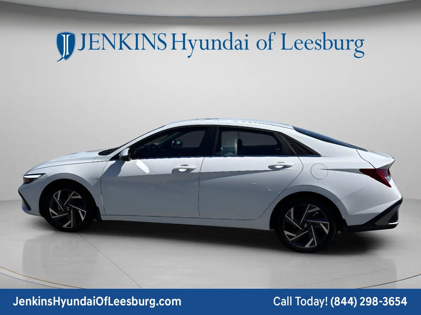 2025 Hyundai Elantra - $22,850