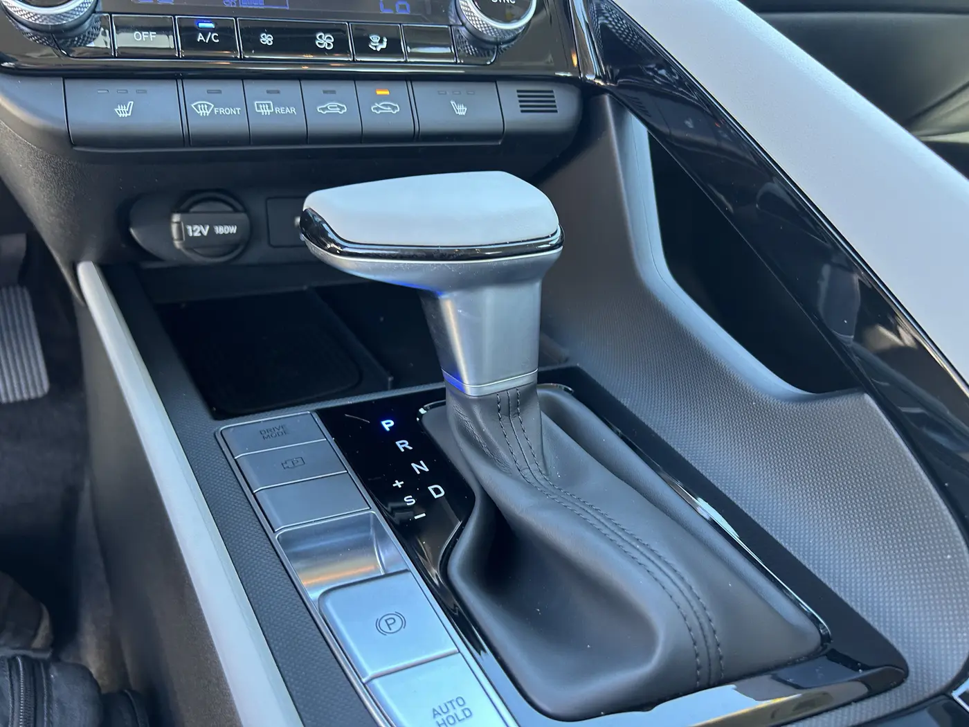 2025 Hyundai Elantra - $22,850