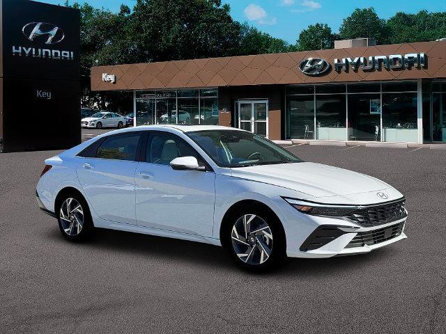 2026 Hyundai Elantra - $23,999