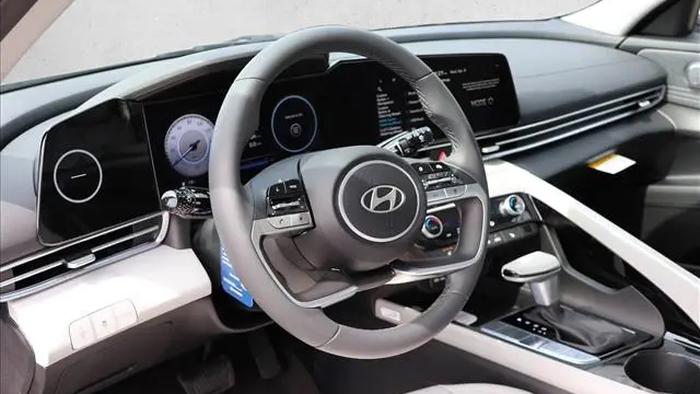 2026 Hyundai ELANTRA Limited