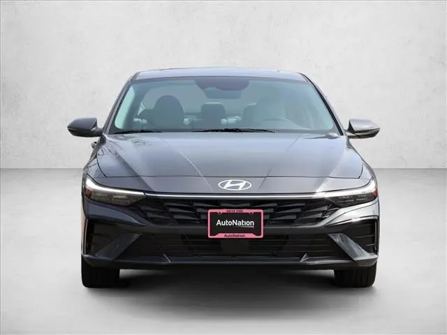 2026 Hyundai Elantra - $25,387
