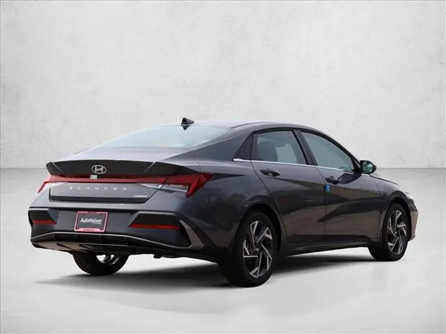 2026 Hyundai Elantra - $25,387