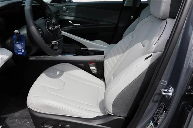 2026 Hyundai Elantra - $25,387