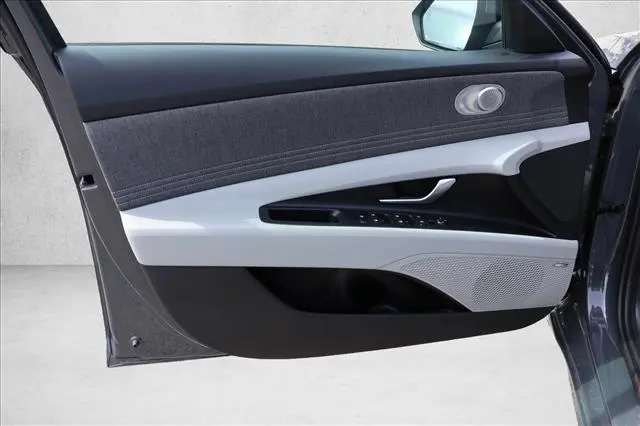 2026 Hyundai Elantra - $25,387