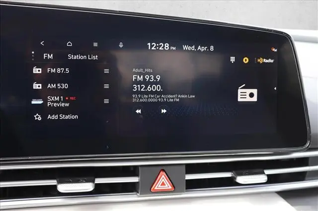 2026 Hyundai Elantra - $25,387
