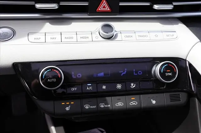2026 Hyundai Elantra - $25,387