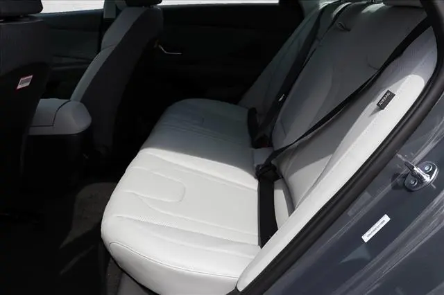 2026 Hyundai Elantra - $25,387