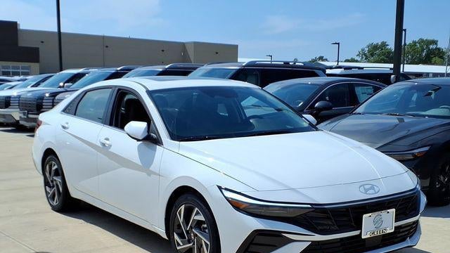 Preowned 2026 Hyundai ELANTRA Limited for Sale