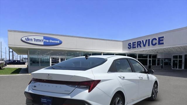 2024 Hyundai ELANTRA Limited