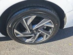 2025 Elantra Thumbnail 18