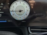 2025 Elantra Thumbnail 13