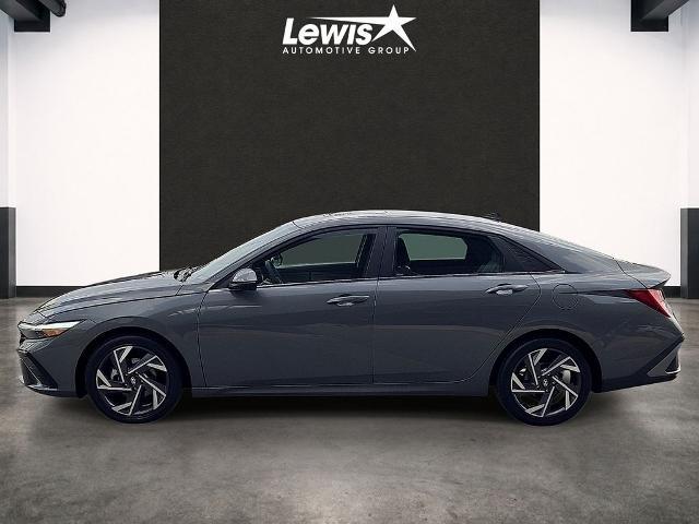 2026 Hyundai Elantra - $26,800