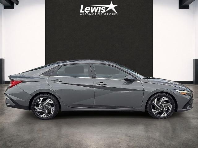 2026 Hyundai Elantra - $26,800