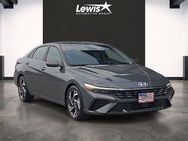 2026 Hyundai Elantra - $26,800