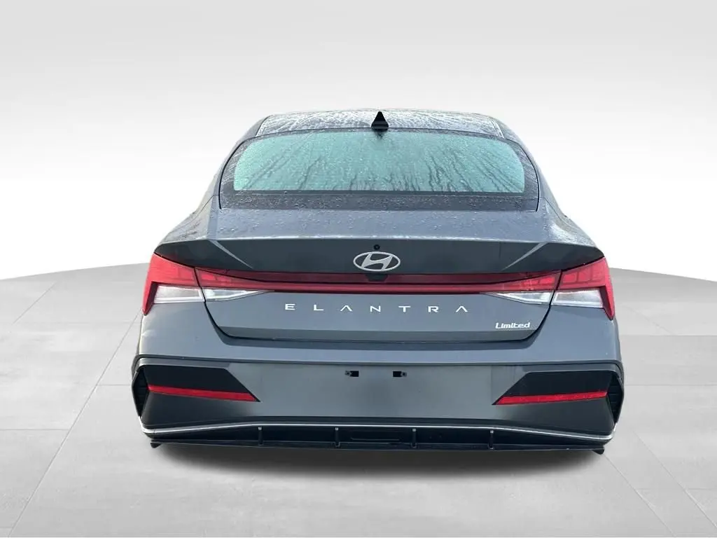 2026 Hyundai Elantra - $25,497