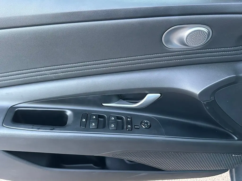 2026 Hyundai Elantra - $25,497