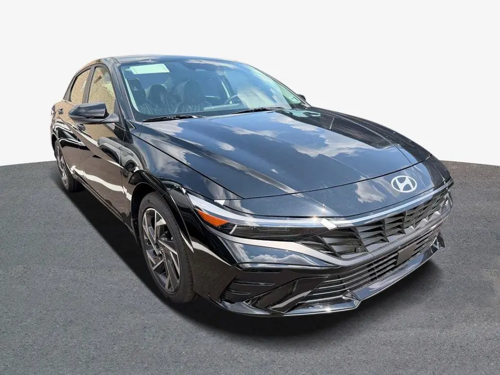 2026 Hyundai Elantra - $25,349