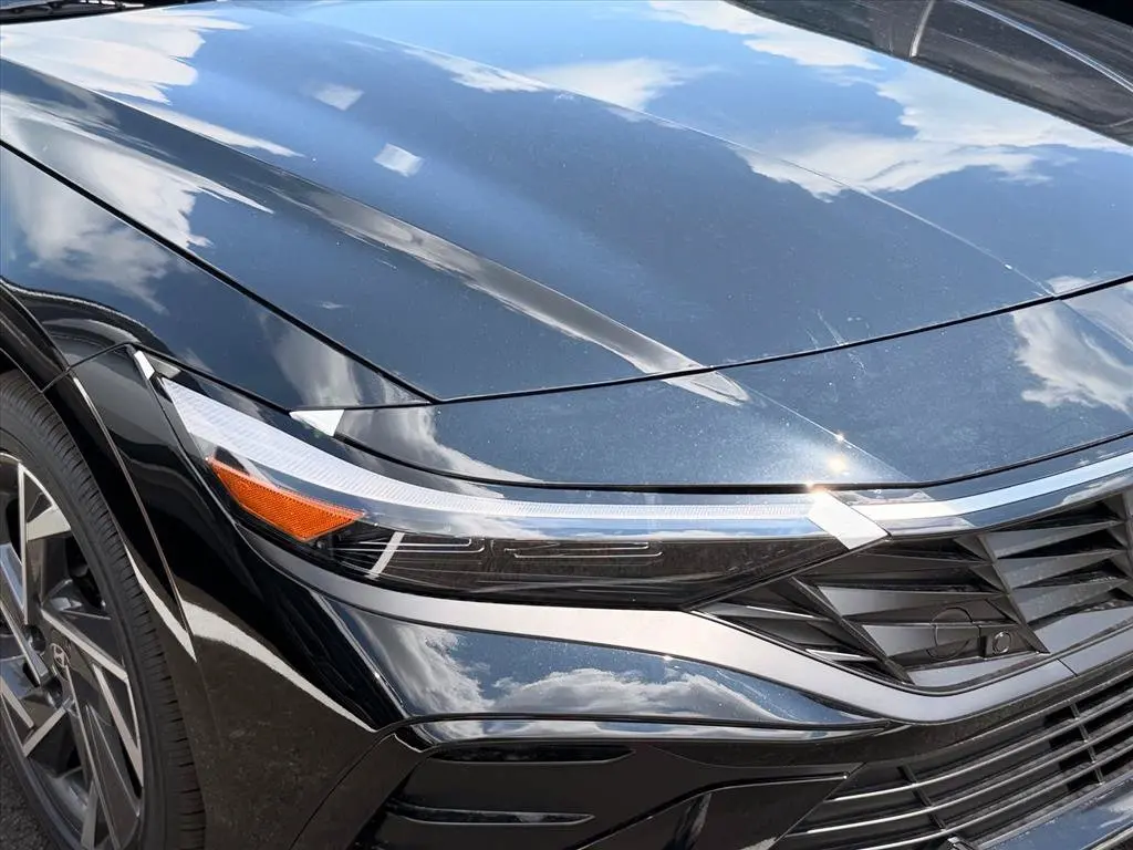 2026 Hyundai Elantra - $25,349