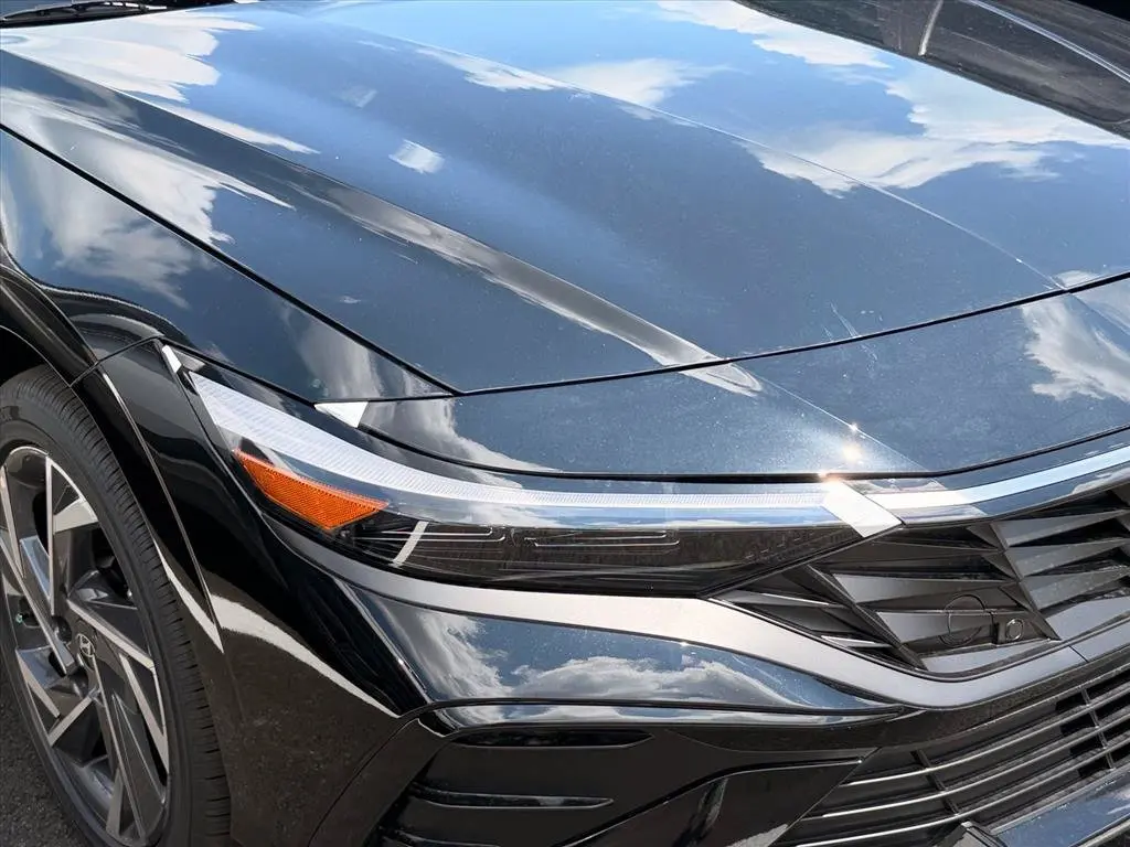 2026 Hyundai Elantra - $25,349