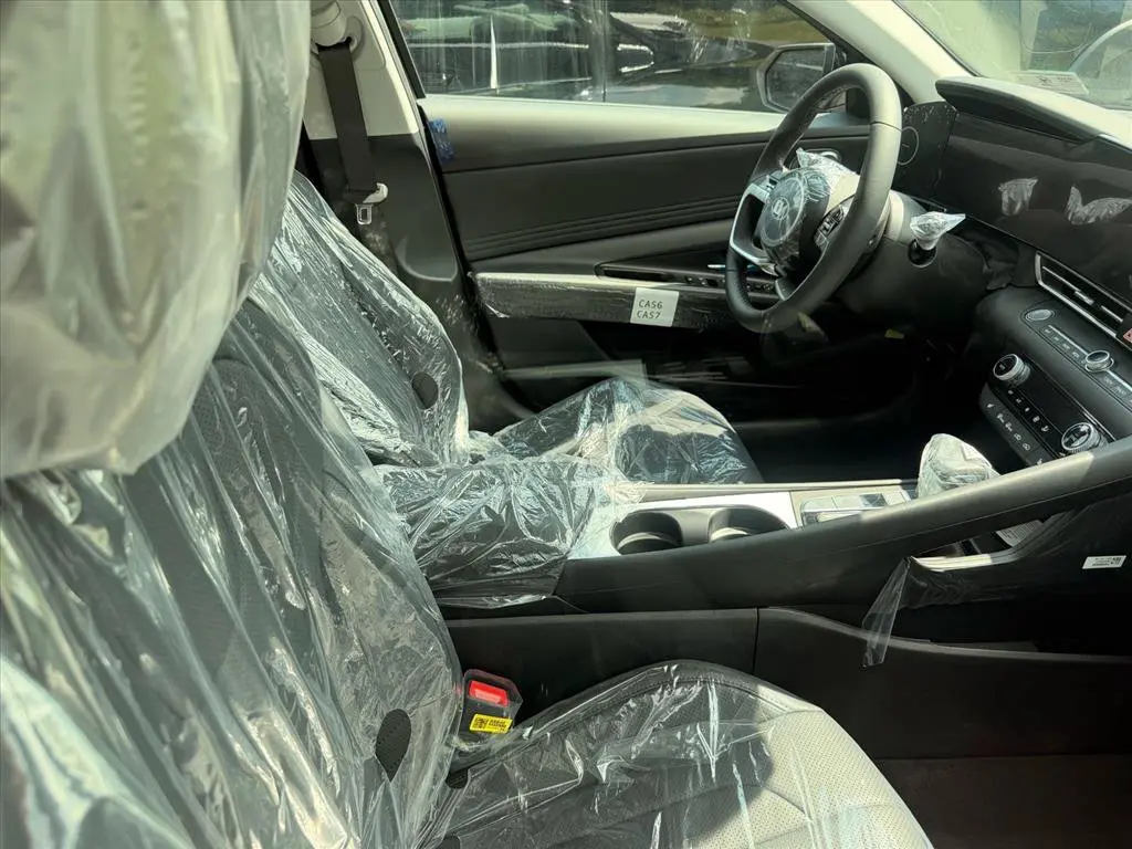 2026 Hyundai Elantra - $25,349