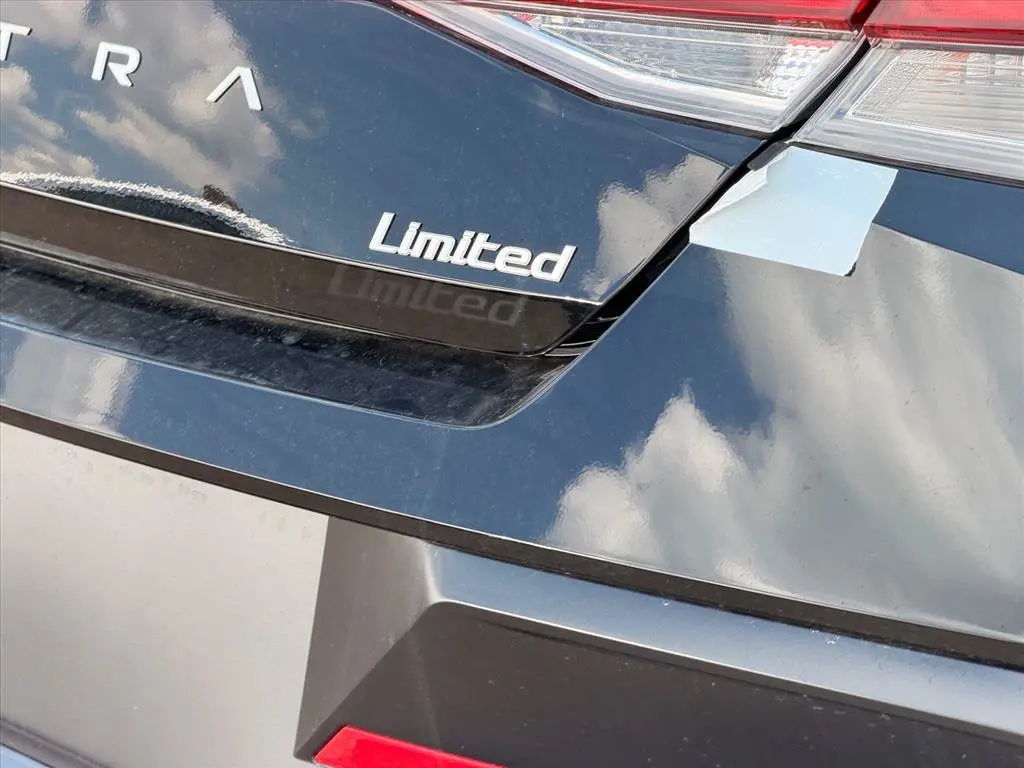 2026 Hyundai Elantra - $25,349