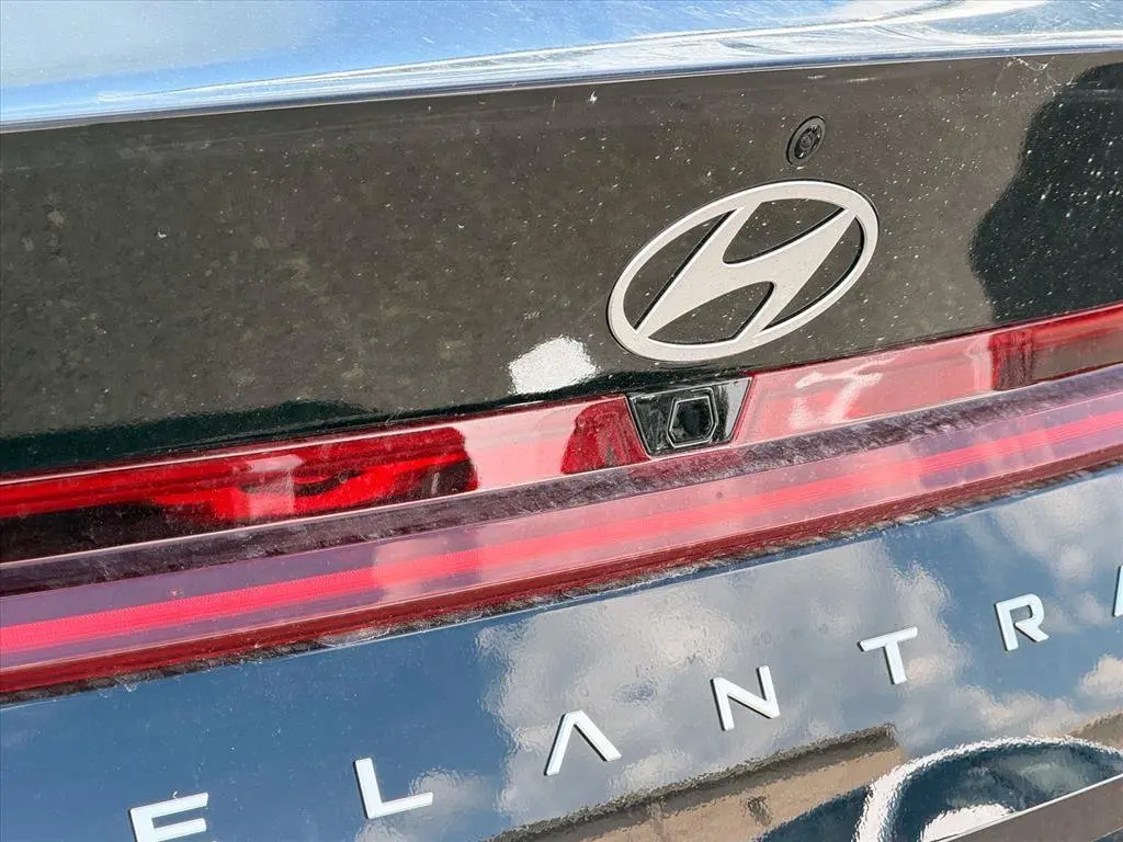 2026 Hyundai Elantra - $25,349