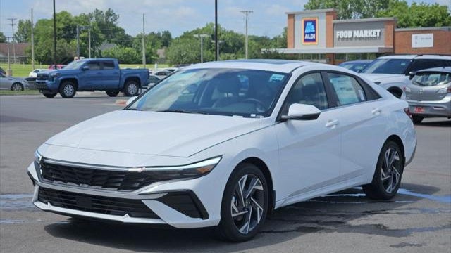 2026 Hyundai ELANTRA Limited