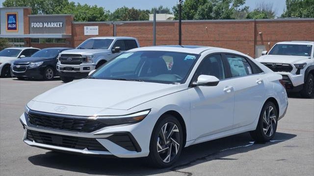 2026 Hyundai ELANTRA Limited