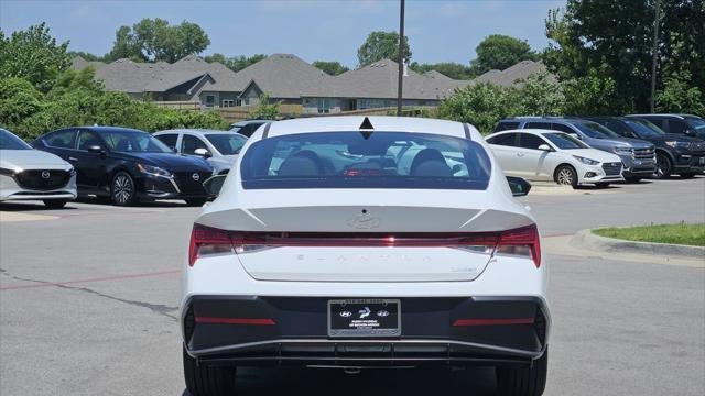 2026 Hyundai ELANTRA Limited