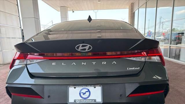 2024 Hyundai ELANTRA Limited