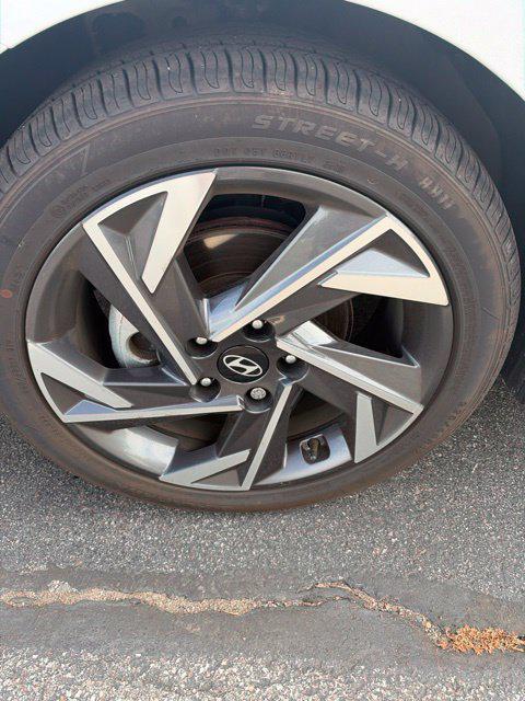 2024 Hyundai Elantra - $21,990