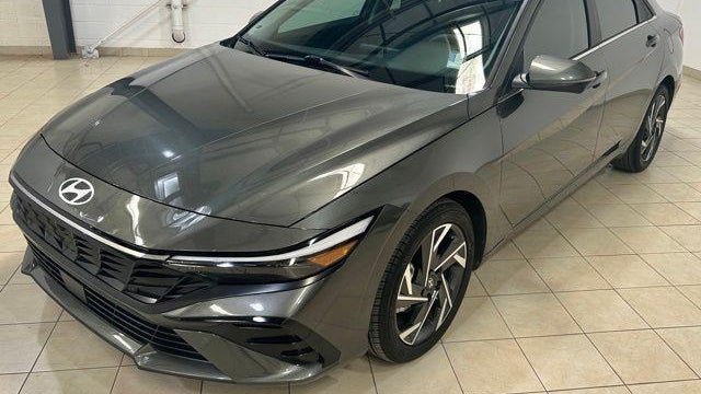 Preowned 2024 Hyundai ELANTRA Limited for Sale