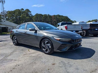 2024 Hyundai Elantra Limited 4DR Sedan