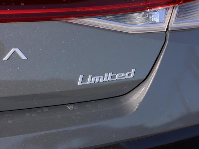 2025 Hyundai Elantra - $20,727