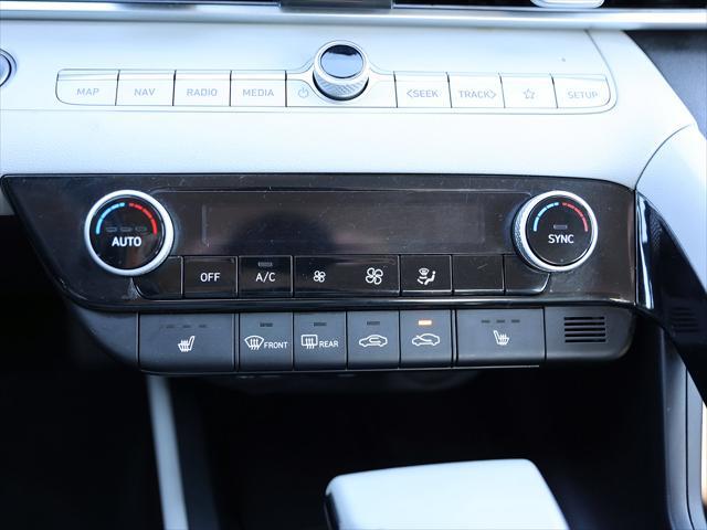2025 Hyundai Elantra - $20,727