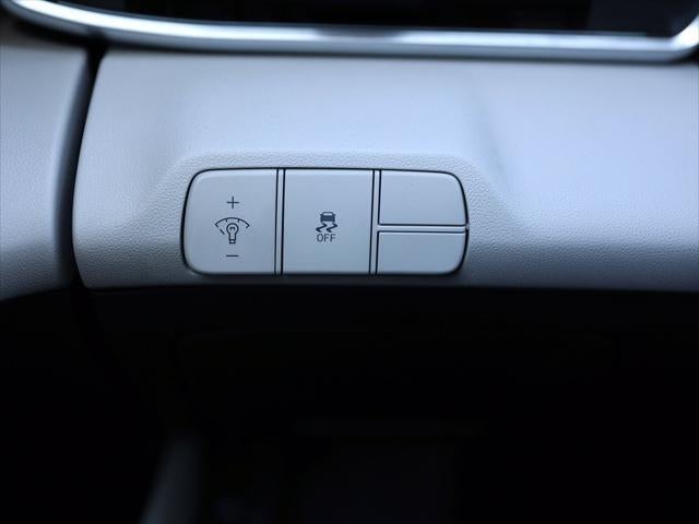 2025 Hyundai Elantra - $20,727