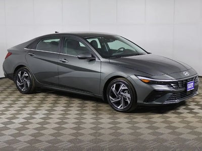 Photo of a 2025 Hyundai Elantra Limited 4DR Sedan for sale