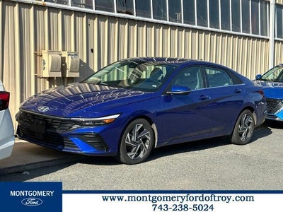 2025 Hyundai Elantra Limited 4DR Sedan