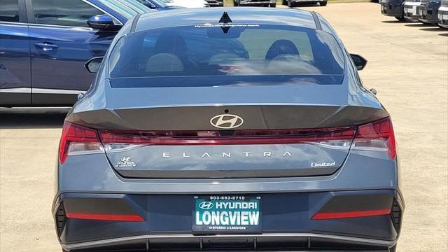 2025 Hyundai ELANTRA Limited