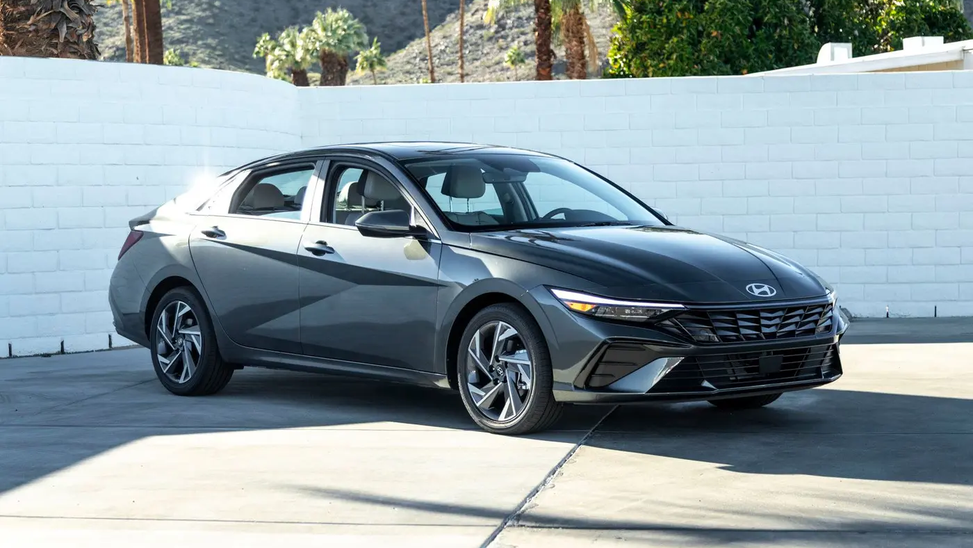 2026 Hyundai ELANTRA Limited