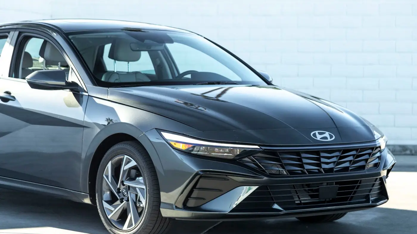 2026 Hyundai ELANTRA Limited