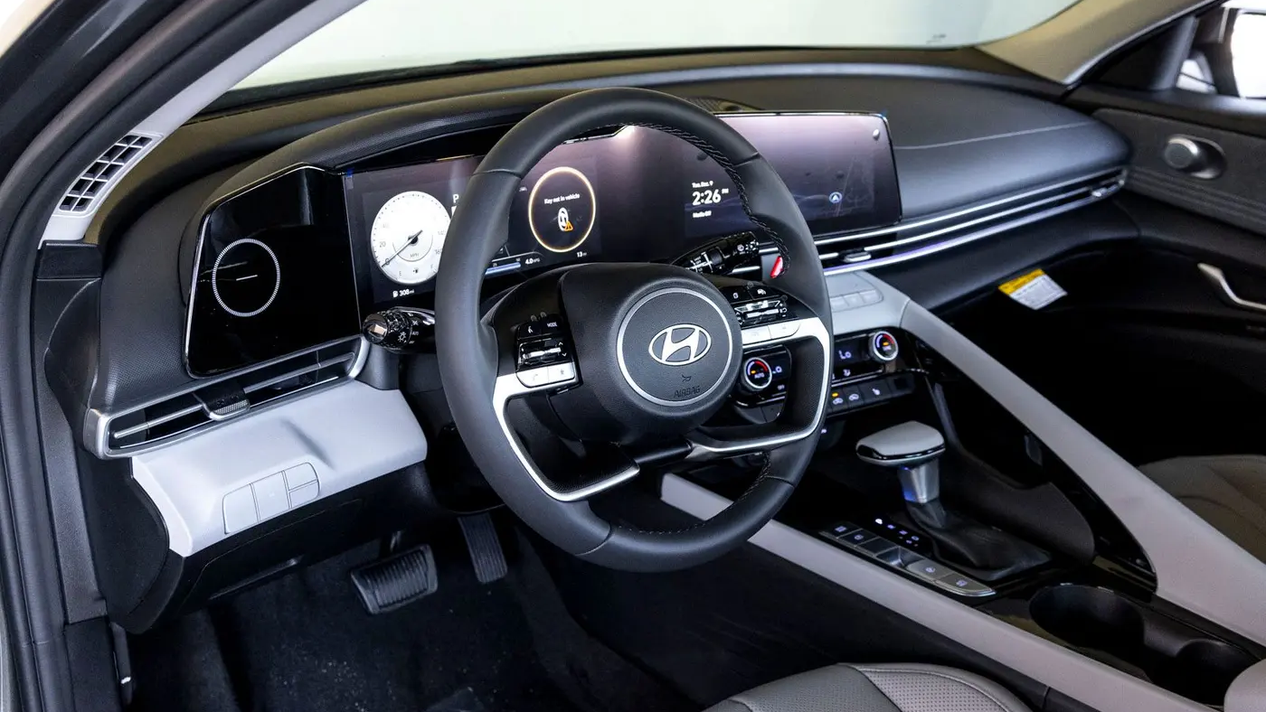 2026 Hyundai ELANTRA Limited