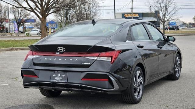 2026 Hyundai ELANTRA Limited