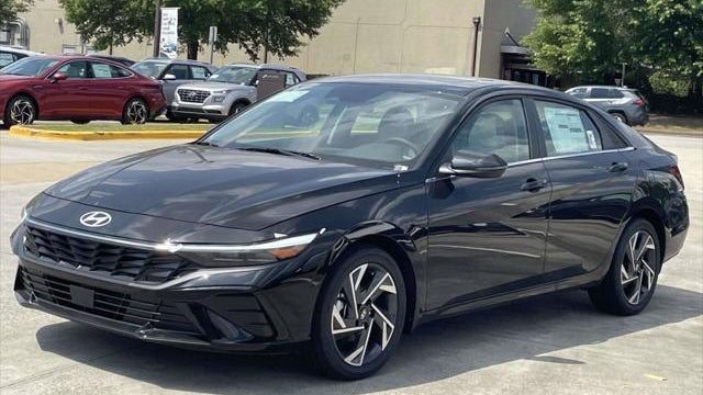 2026 Hyundai ELANTRA Limited