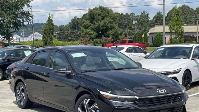 2026 Hyundai ELANTRA Limited