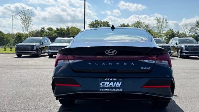 2026 Hyundai ELANTRA Limited