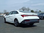 2024 Elantra Thumbnail 3