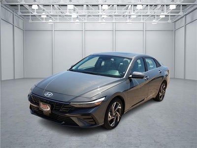 2024 Hyundai Elantra Limited 4DR Sedan